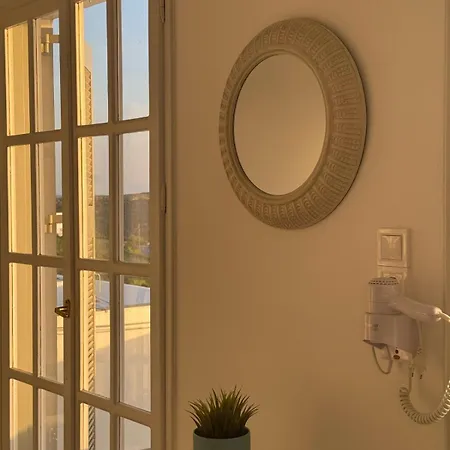 帕莱欧斯客房酒店 招待所