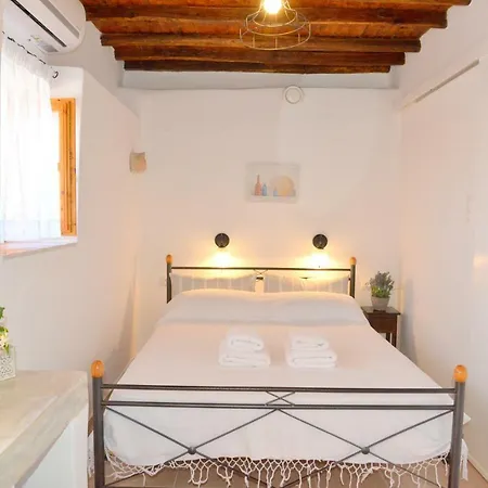 招待所 帕莱欧斯客房酒店