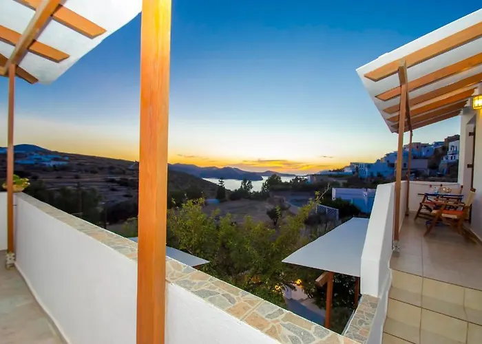 Guest house Palaios 3*