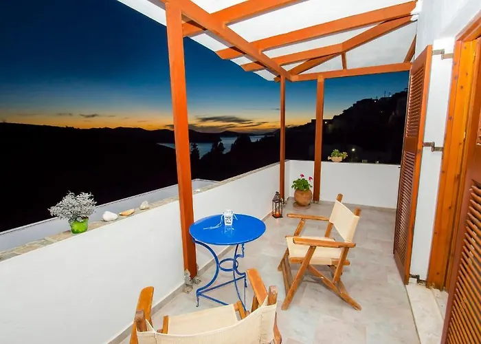 Guest house Palaios 3*