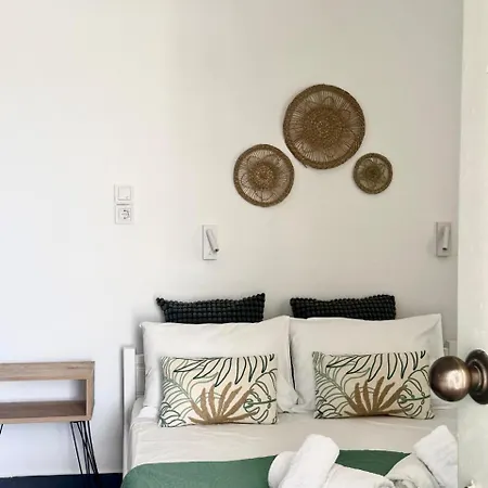 Palaios 3* Plaka (Milos)