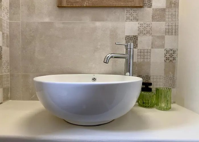 Palaios 3* Plaka (Milos)