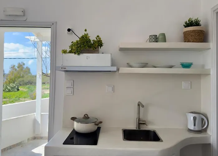 Palaios Plaka (Milos)